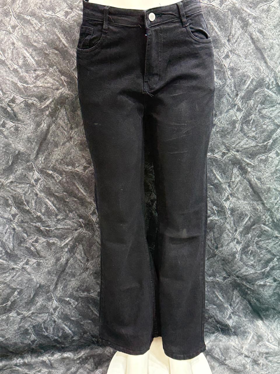The Noir Flare – Bootcut Jeans - Black