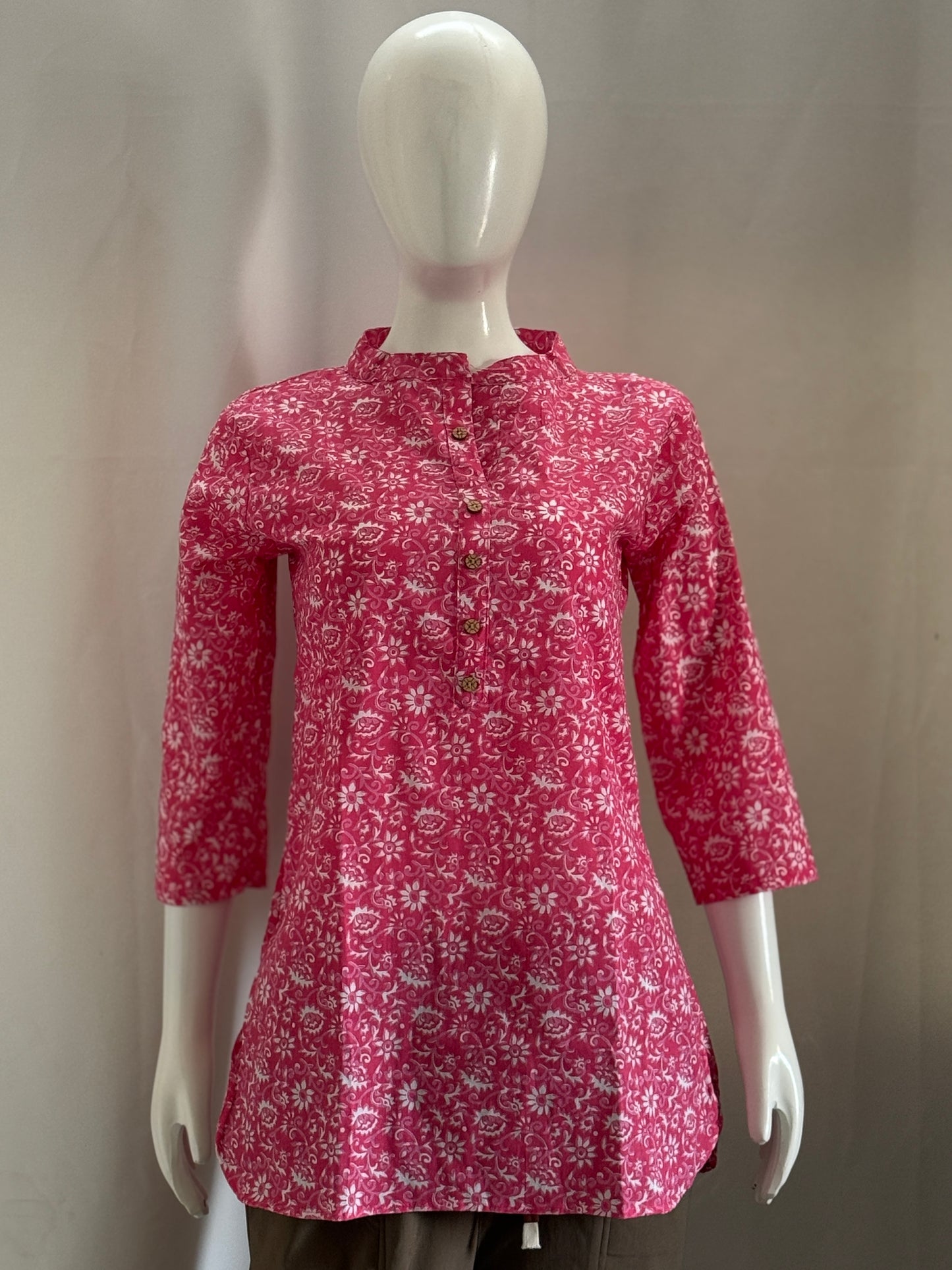 KurtiKulture – Gulzaar Rose Pink Kurti